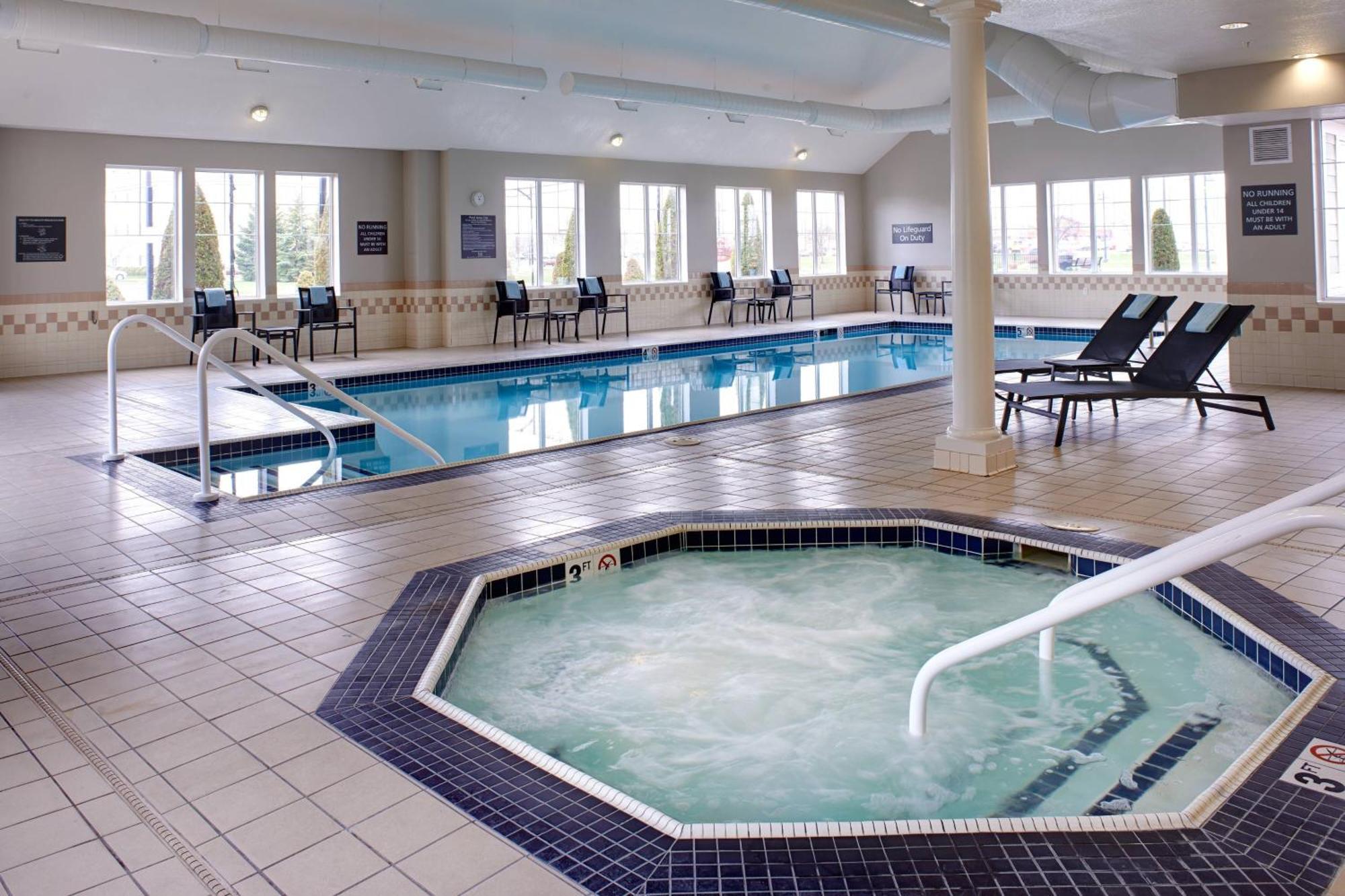 Residence Inn By Marriott Saginaw Exterior foto